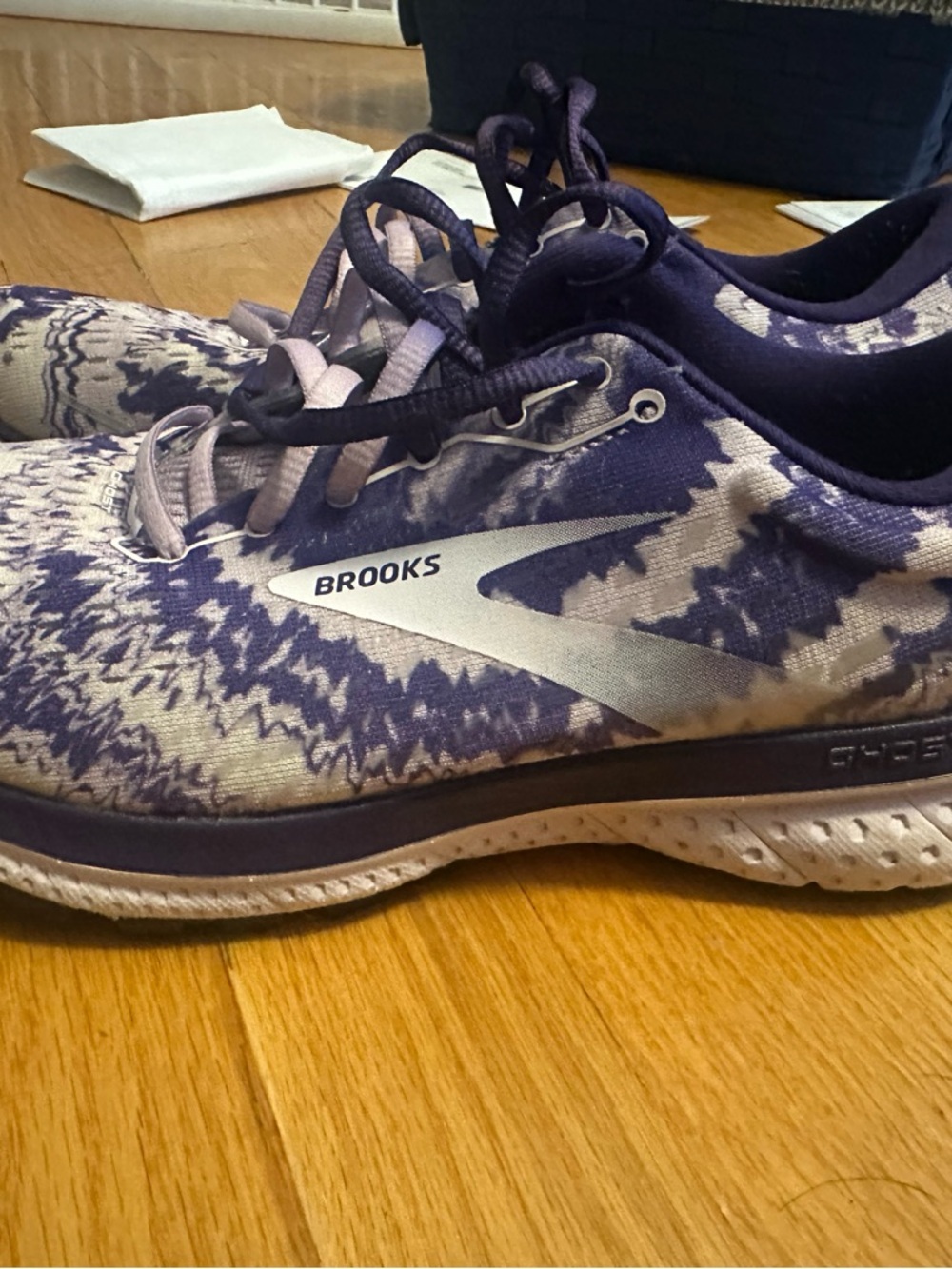 Brooks Purple and White Knit Running Shoes - Picture 2 of 3